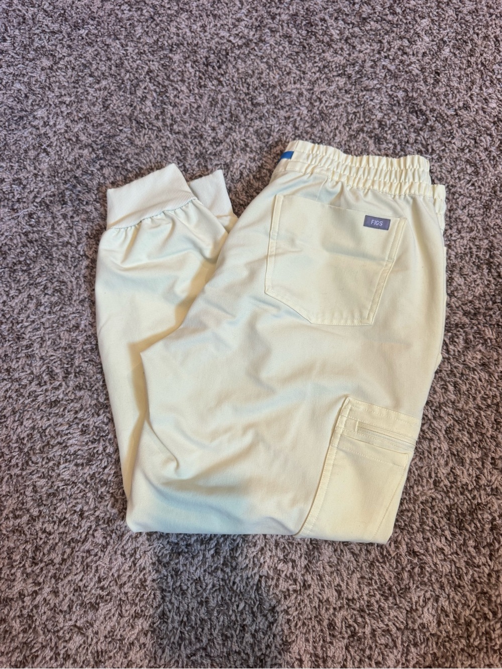 Figs Uman Relaxed Jogger Scrub Pant in Sunlight